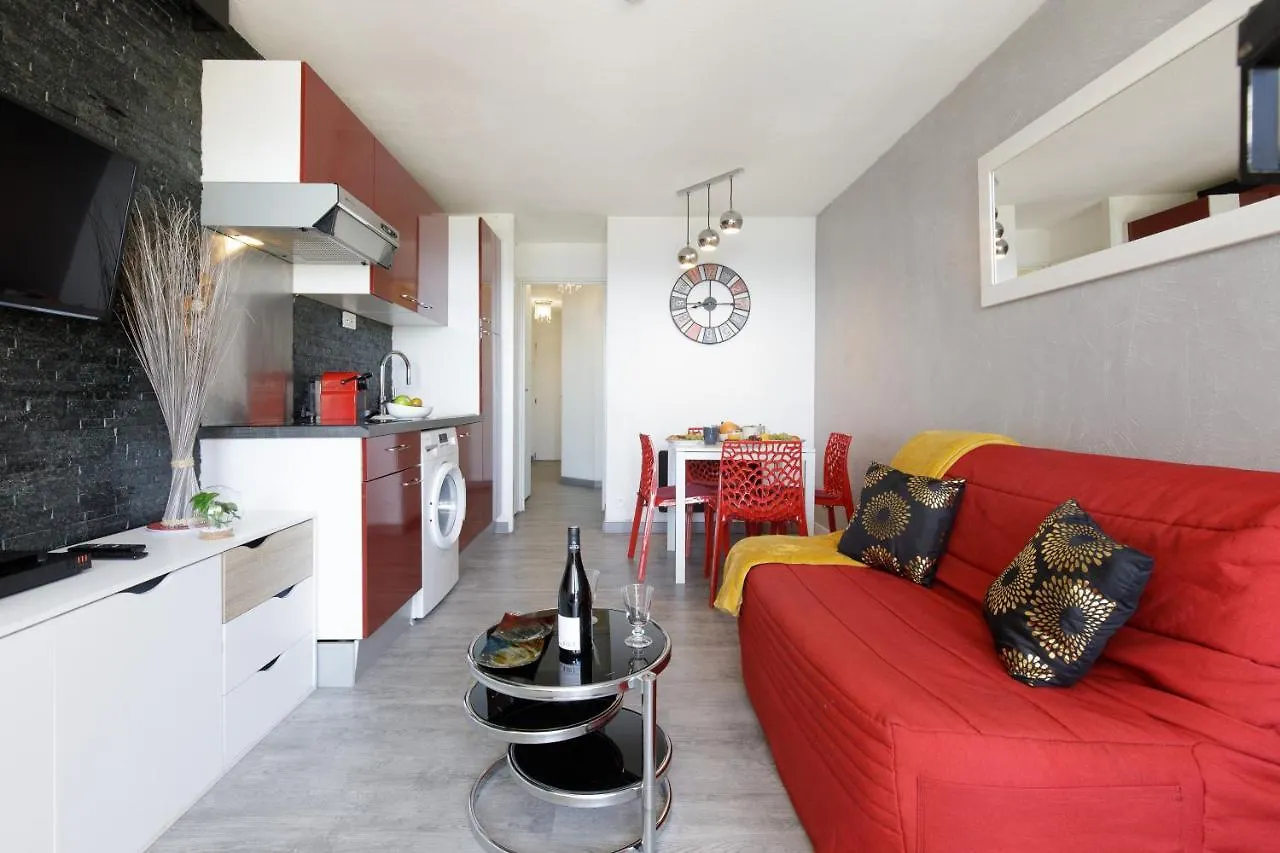 Zahara Yourhosthelper Apartment Cannes France